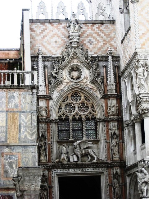 Porta della Carta