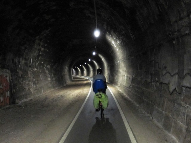 Bahntunnel